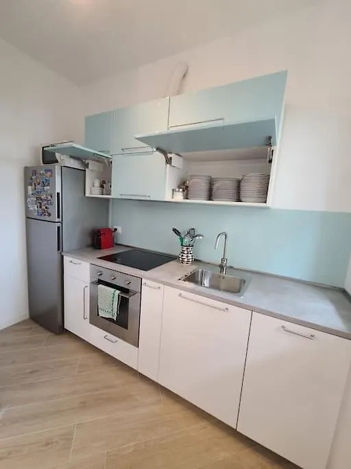 ואראצה Villetta Grignetta Relax Giardino E Jacuzzi 0*,  איטליה