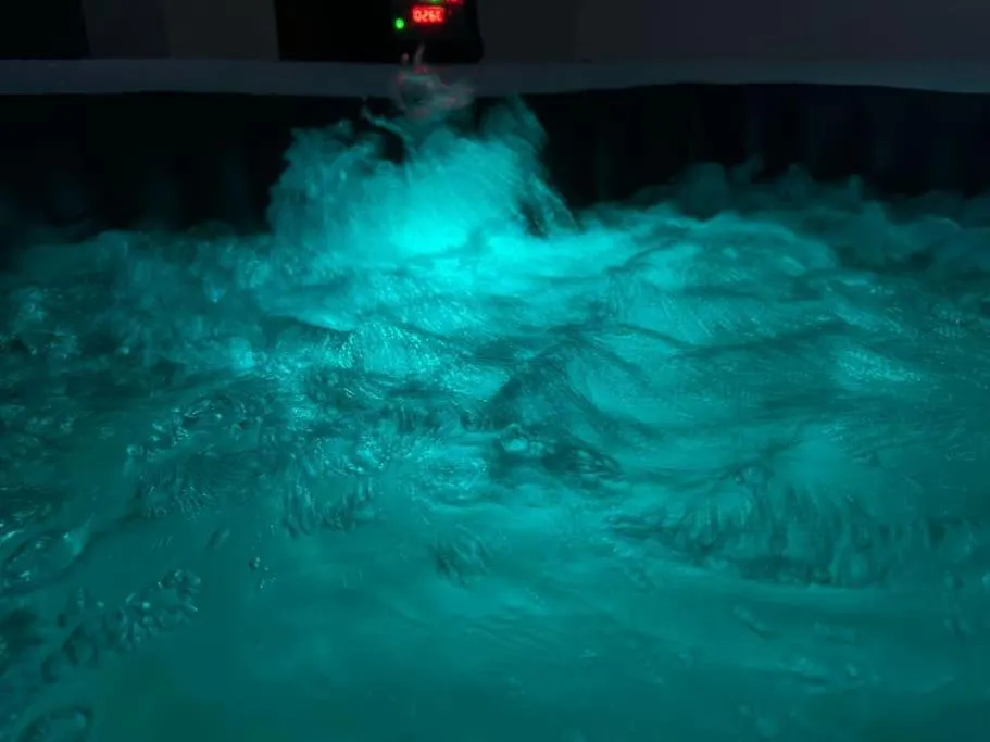 ואראצה Villetta Grignetta Relax Giardino E Jacuzzi