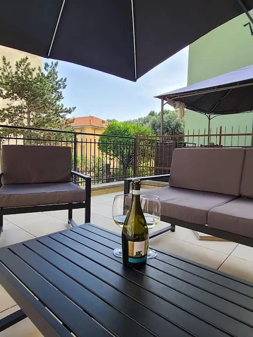 ואראצה Villetta Grignetta Relax Giardino E Jacuzzi 0*,  איטליה